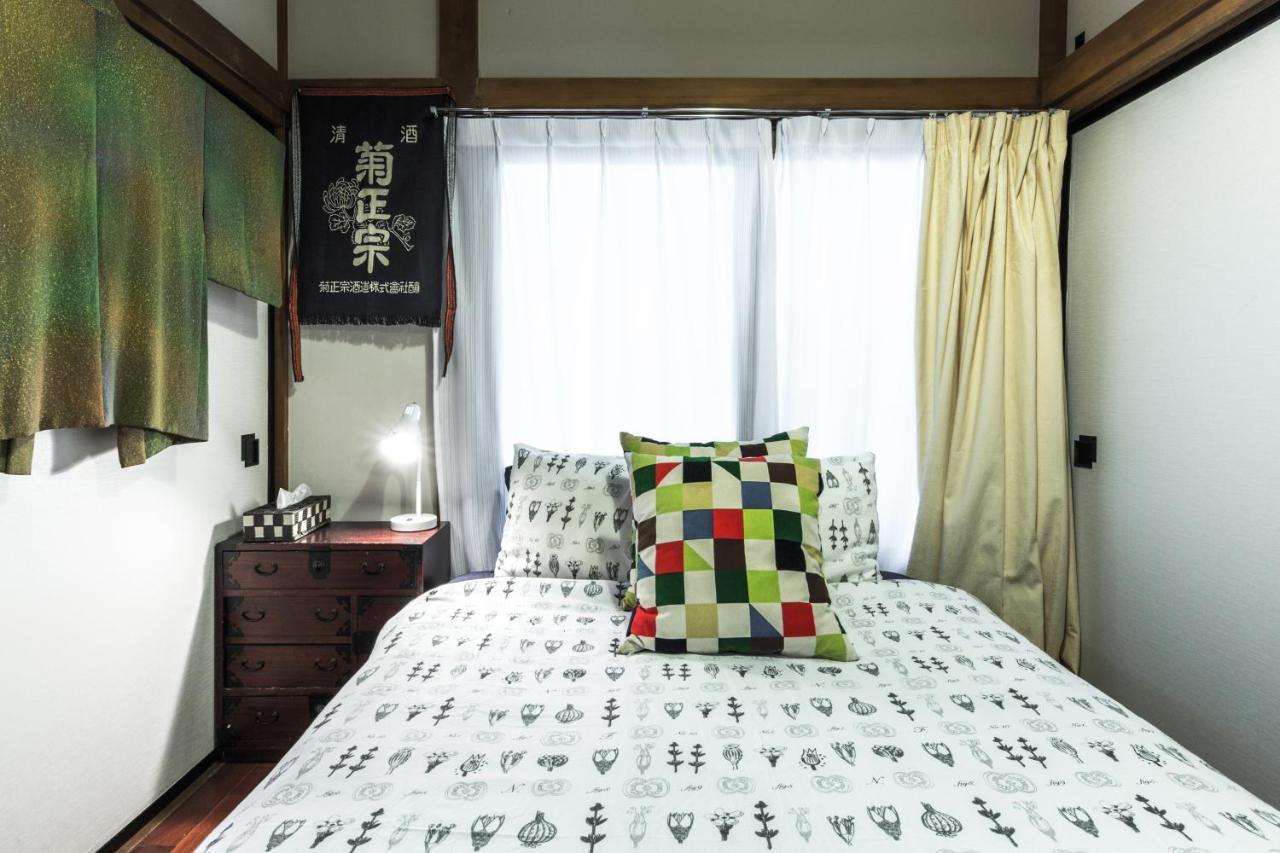 Samurai House - Large Family House, West Shinjuku Tokyo Exterior photo