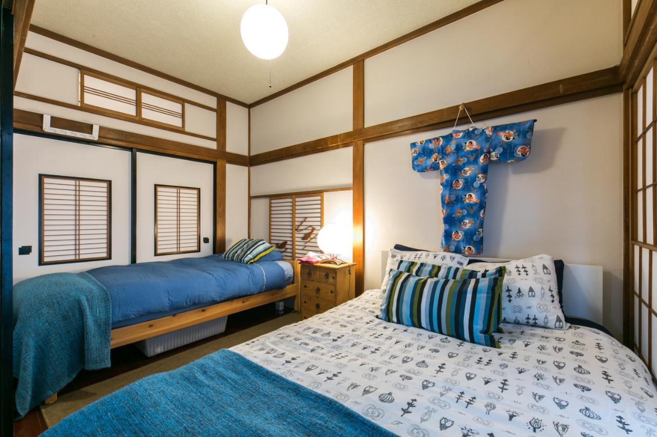 Samurai House - Large Family House, West Shinjuku Tokyo Exterior photo