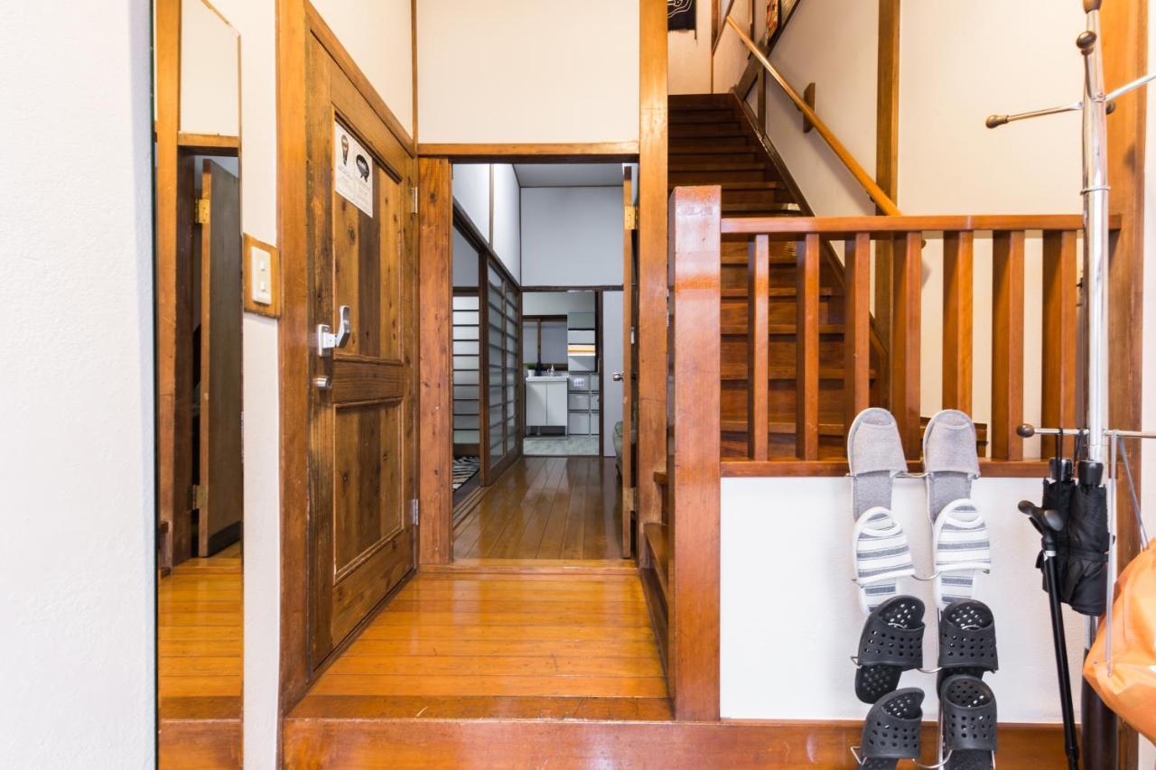 Samurai House - Large Family House, West Shinjuku Tokyo Exterior photo