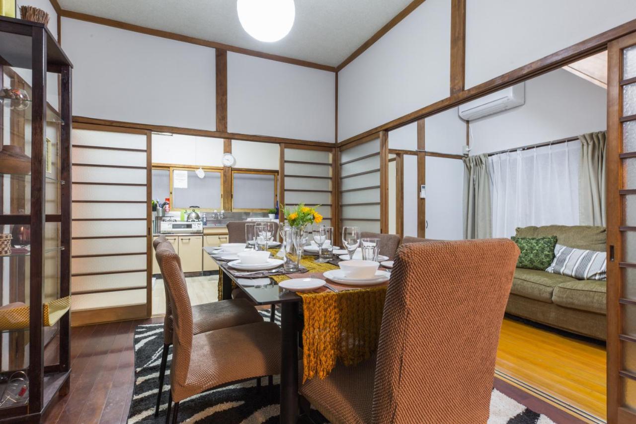 Samurai House - Large Family House, West Shinjuku Tokyo Exterior photo