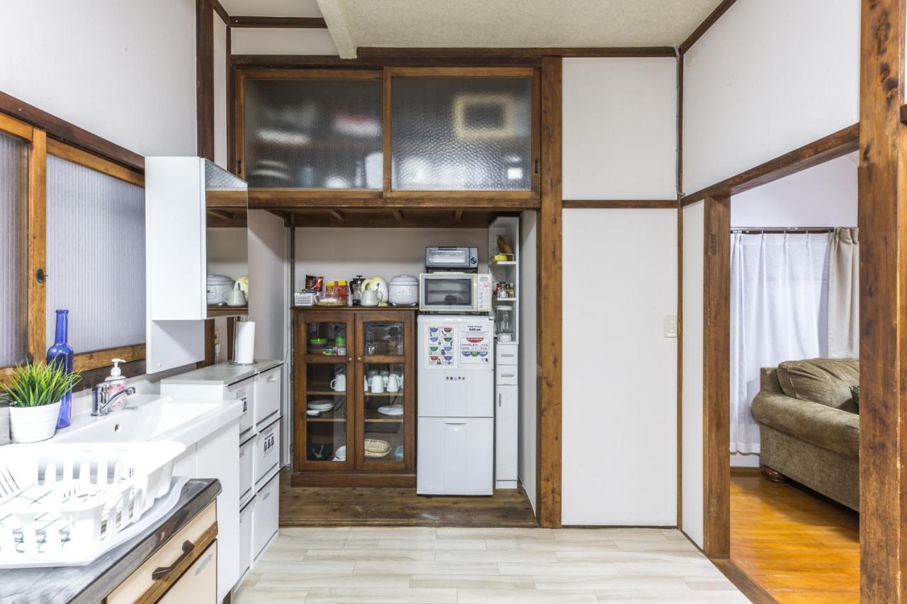 Samurai House - Large Family House, West Shinjuku Tokyo Exterior photo